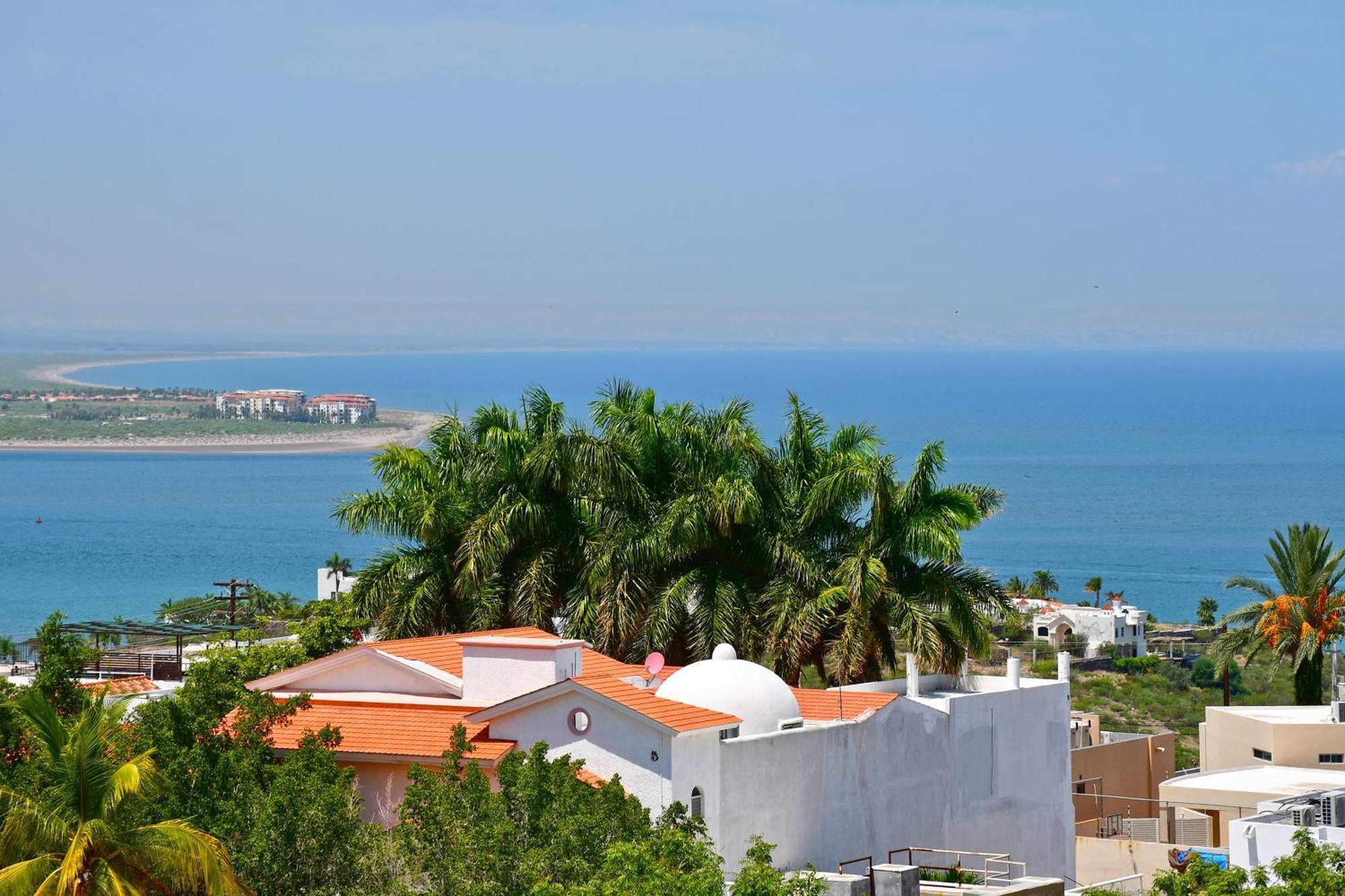 Oceanview Living Space & Balcony With Fiberoptic Wifi! La Paz Zewnętrze zdjęcie